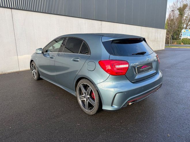 Mercedes Classe A 250 BlueEFFICIENCY 211ch Sport - Cam�ra  Bleu de 2013