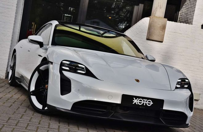 Porsche Taycan TURBO S CARBON Blanc M�tallis� de 