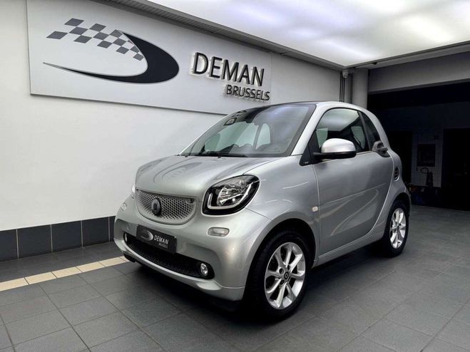Smart Fortwo Coup� 1.0i Prime Auto Toit Panoramique - Argent M�tallis� de 