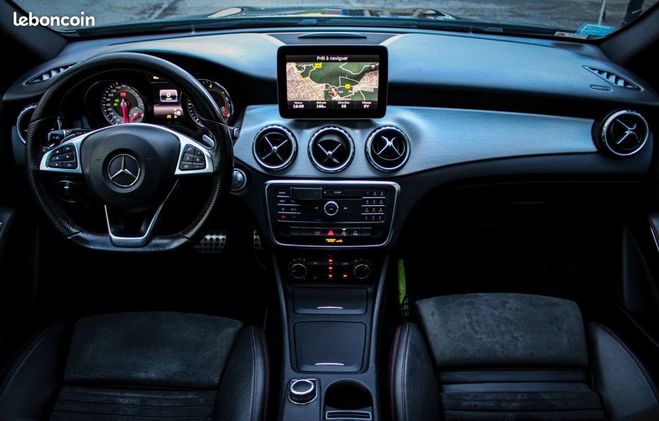Mercedes Classe GLA Classe 2.2 200 cdi 135 ch fascination bv Noir de 2017