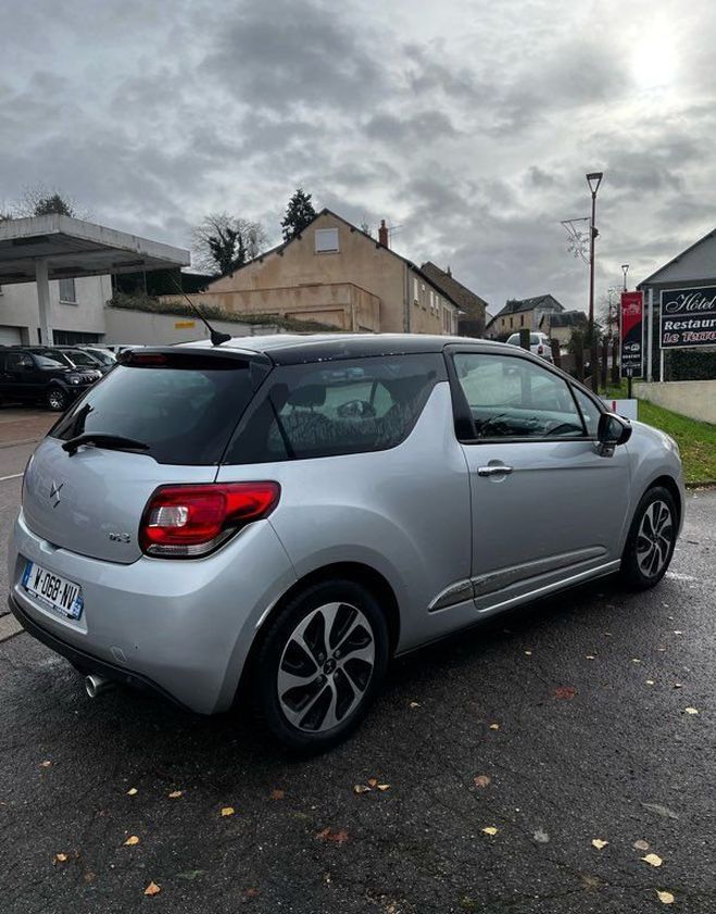 Citroen DS3 1.6 BlueHDI 100 cv so chic Gris de 2015