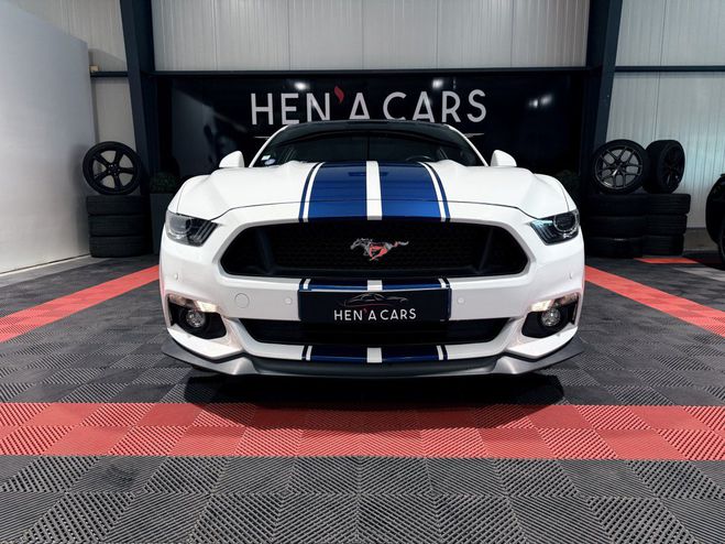Ford Mustang (6) CARTE GRISE FRANCAISE Fastback V8 BV Blanc de 2016