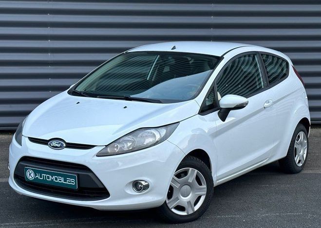 Ford Fiesta 1.25 82CH PACK AMBIENTE 98500KM BVM5 1�r Blanc de 2012