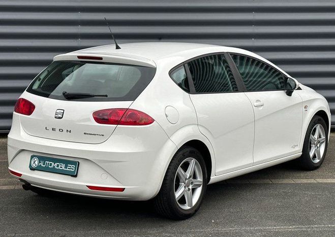 Seat Leon II 1.2 TSI 105CH �DITION COPA ECOMOTIVE  Blanc de 2012