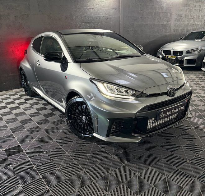 Toyota Yaris GR Track Gris de 2024