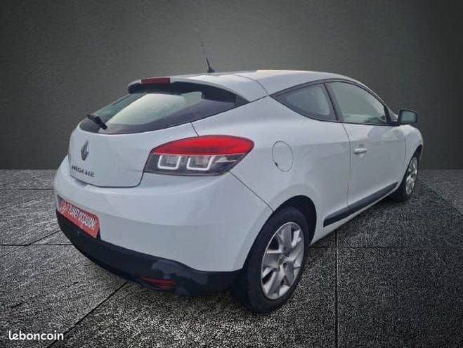 Renault Megane III Coup� Emotion 100000 Km Blanc de 2011