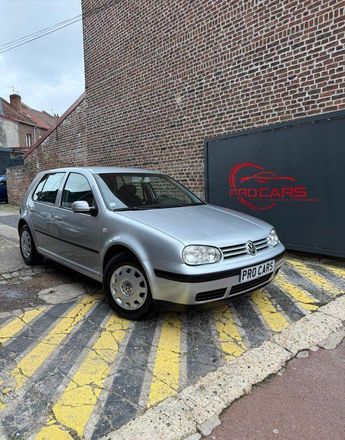  Voir d&eacute;tails -Volkswagen Golf 4 &agrave; Douai (59)