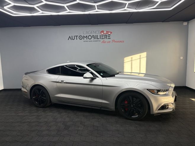 Ford Mustang Fastback VI Coup� 2.3 Ti EcoBoost 24V 31 Gris de 2016