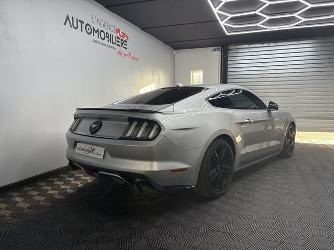 Ford Mustang Fastback VI Coup� 2.3 Ti EcoBoost 24V 31 Gris de 2016