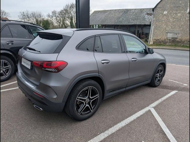 Mercedes Classe GLA 200 163ch AMG Line 7G-DCT Gris Montagne Magno Manufaktur de 2022
