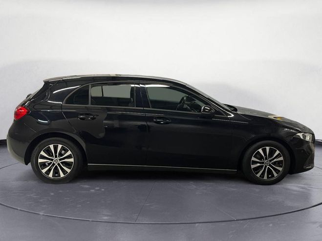 Mercedes Classe A 160 BERLINE 5P - BM 177 Business Line Noir Cosmos de 2021