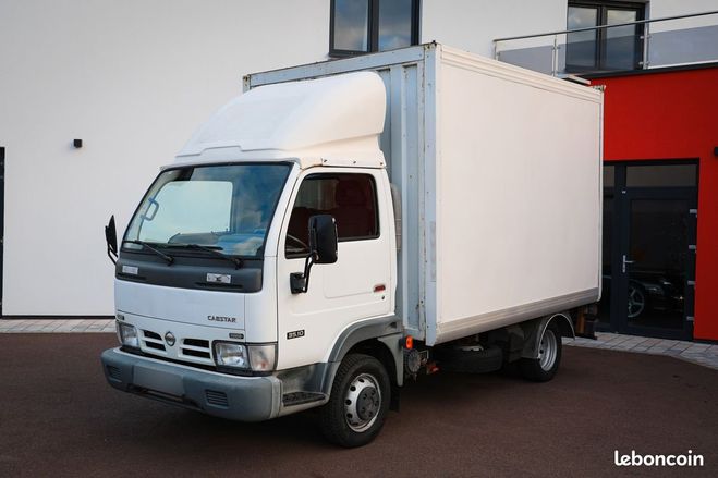 Nissan Cabstar 3.0td 125ch hayon �lectrique Blanc de 2000