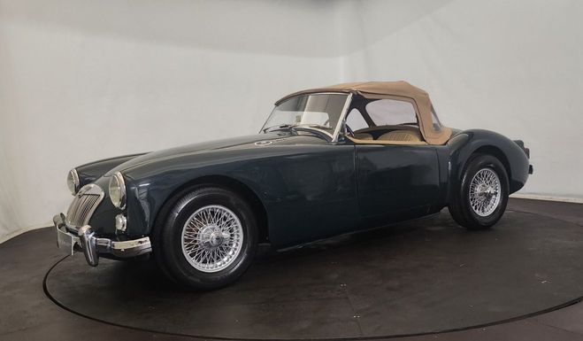 MG MGA A 1600 cabriolet British Racing Green de 1960