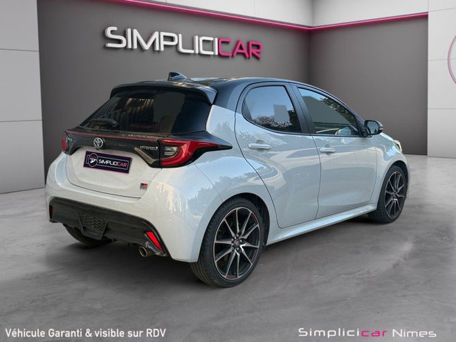 Toyota Yaris Cross HYBRIDE MY22 116h 2WD GR SPORT - A Gris de 2023