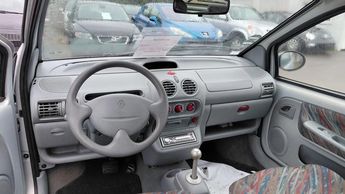  Voir d&eacute;tails -Renault Twingo  &agrave; Linas (91)