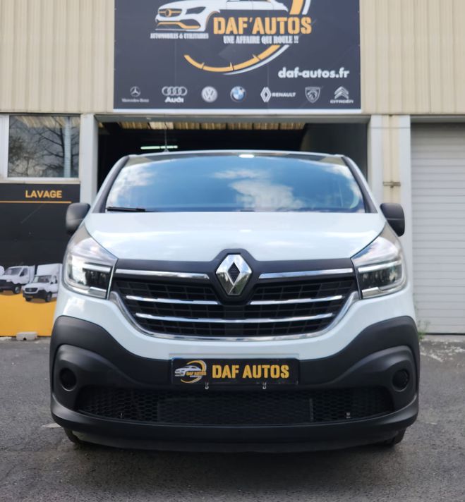 Renault Trafic trafic III l2l1 2.0 dci 120ch Blanc de 2022