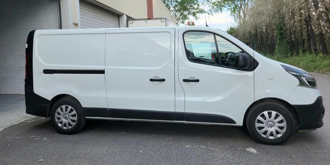 Renault Trafic trafic III l2l1 2.0 dci 120ch Blanc de 2022