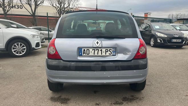 Renault Clio (2) 1.5 DCI 65 EXTREME BELLE Bleu clair de 2004