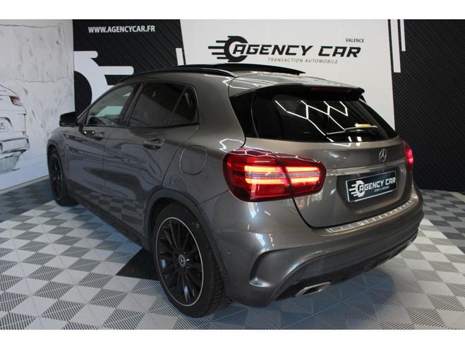 Mercedes Classe GLA 220 d - Toit Panoramique - CARPLAY & Att NOIR de 2018