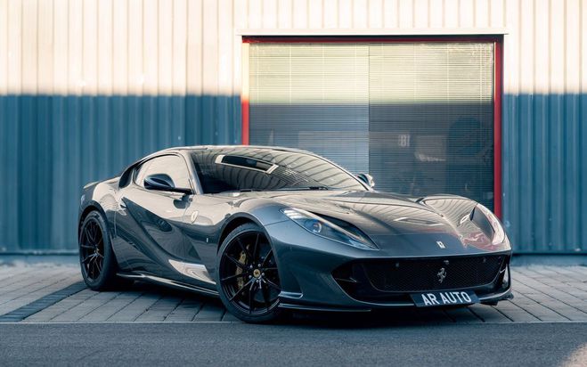 Ferrari 812 Superfast 6.5 V12 800CH PPF complet Carbone Entret Gris de 2018