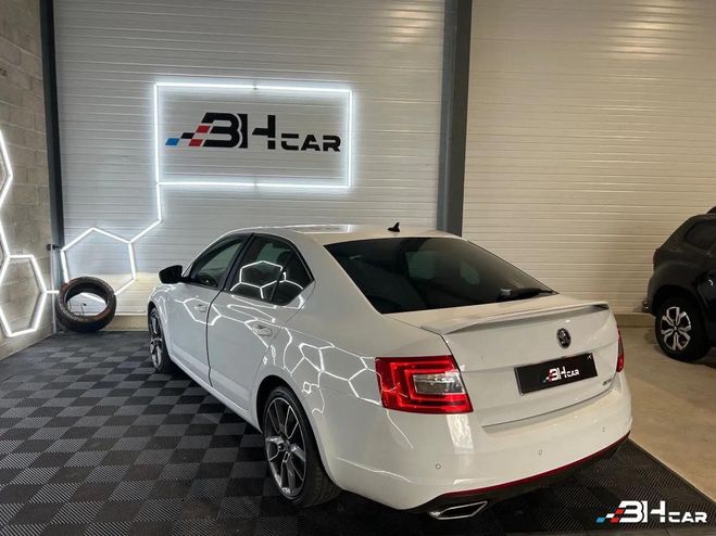 Skoda Octavia 2.0 TDI 180 RS 4X2 DSG BVA Blanc de 2015