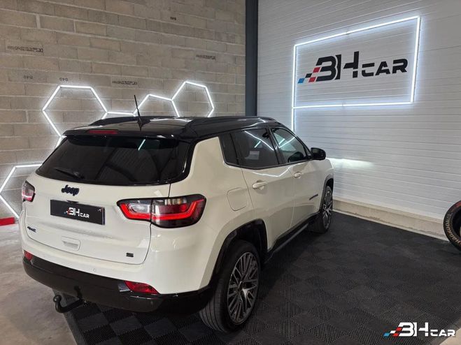 Jeep Compass II 1.3 PHEV T4 240 ch 4xe eAWD Summit 5p Blanc de 2024