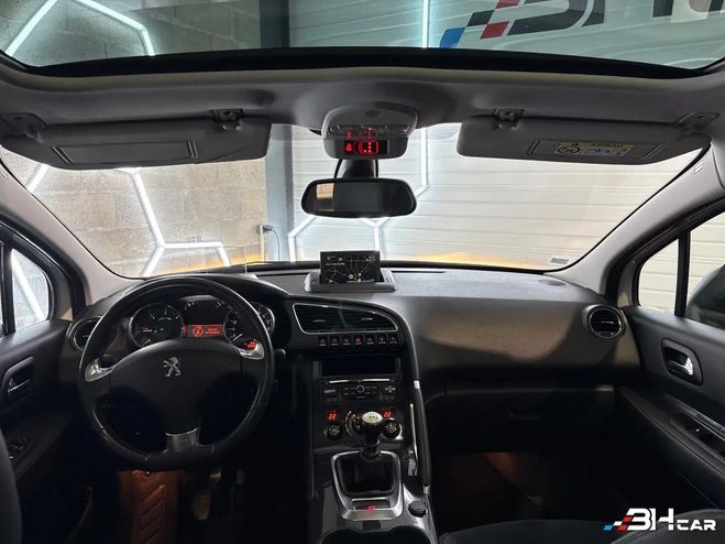 Peugeot 3008 GENERATION-I 1.6 BLUEHDI 120 CROSSWAY Blanc de 2015