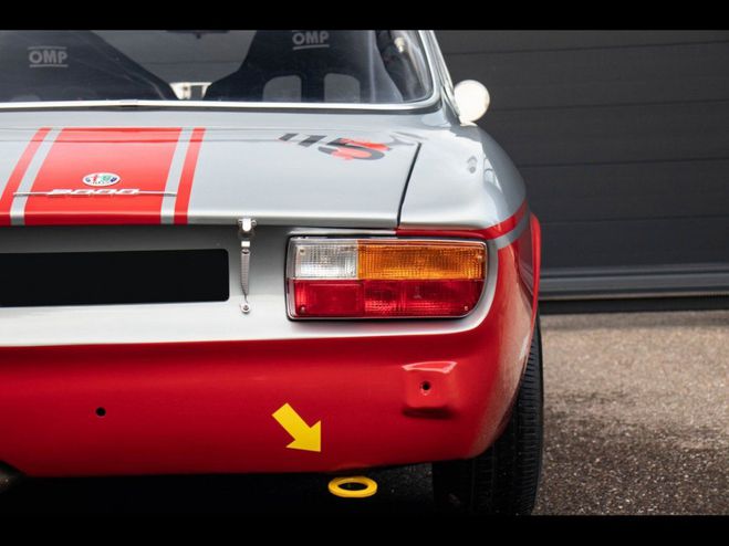 Alfa romeo Giulia GT 2000 Veloce - 2.0l - 150ch - Eligible Gris M�tallis� de 1973