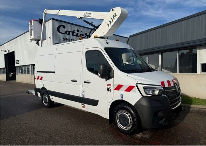 Cliquer pour voir la photo suivante Renault Master 2.3 dci 145ch nacelle France élévateur 1 de 2022