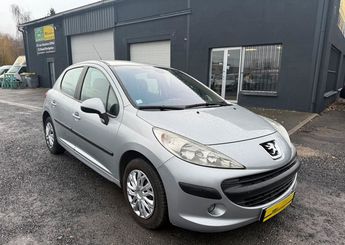  Voir d&eacute;tails -Peugeot 207 1l4 essence 95 chx ��Premium pack�� &agrave; Douai (59)