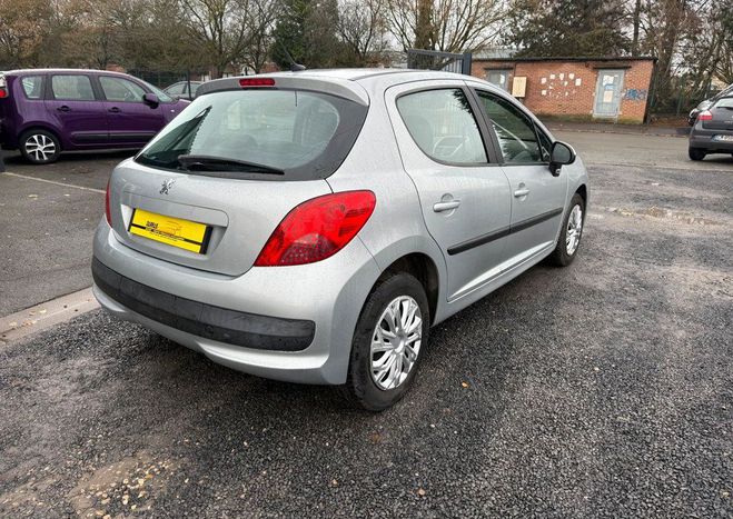 Peugeot 207 1l4 essence 95 chx ��Premium pack�� Gris de 2007