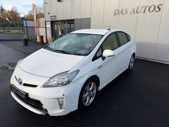  Voir d&eacute;tails -Toyota Prius 1.8 VVT 136ch Lounge 17 &agrave; Saint-Jean-de-Lini�res (49)