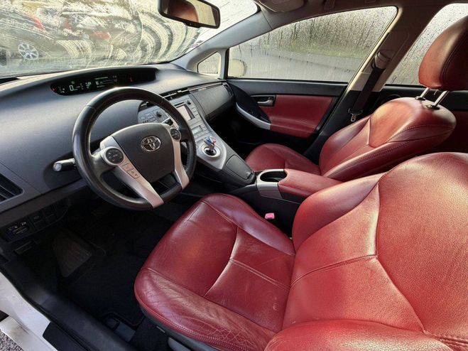 Toyota Prius 1.8 VVT 136ch Lounge 17 BLANC de 2012