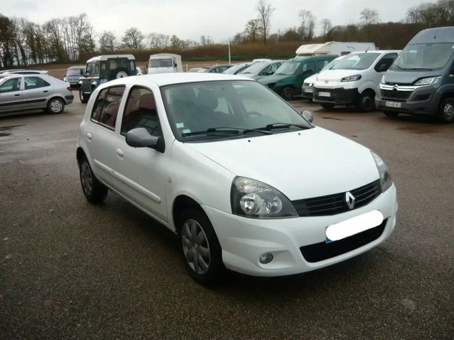 Renault Clio 2 75ch 1.2 16V Blanc de 2012