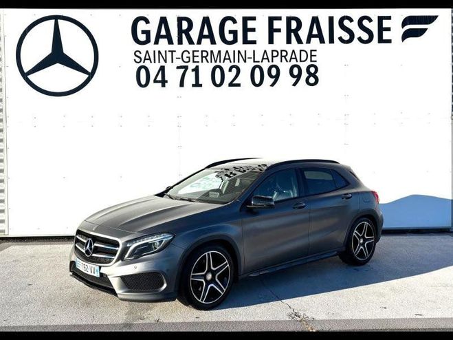 Mercedes Classe GLA 220 d Fascination 4Matic 7G-DCT Gris Montagne Magno Designo de 2016