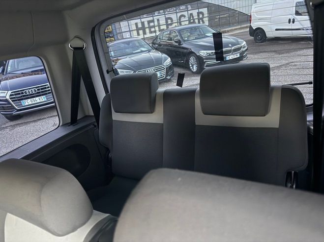 Volkswagen Caddy 1.6 TDI 75CH FAP STARTLINE 7 PLACES Gris C de 2011
