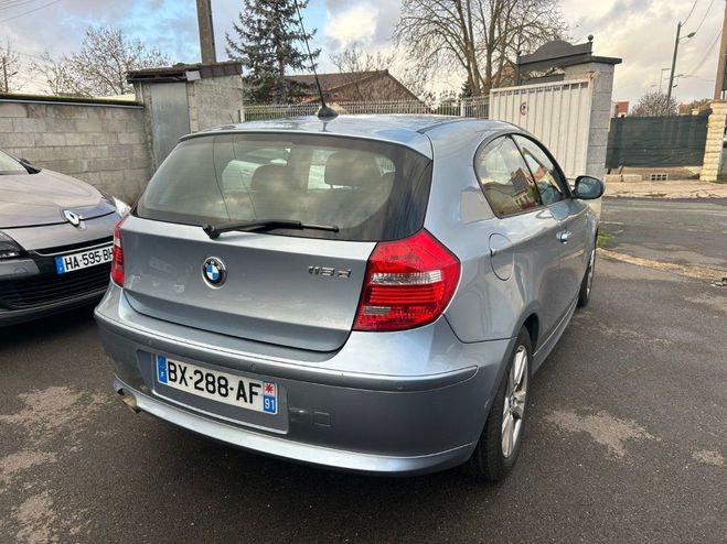 BMW Serie 1 E81 118d 143 ch Confort A Gris de 2010