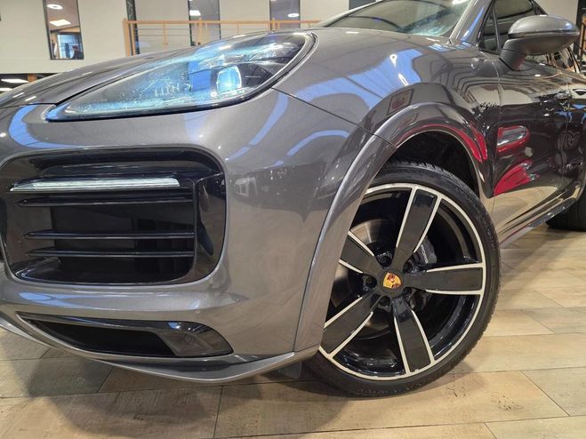 Porsche Cayenne COUPE 3.0 E-HYBRID 462H Gris de 2019