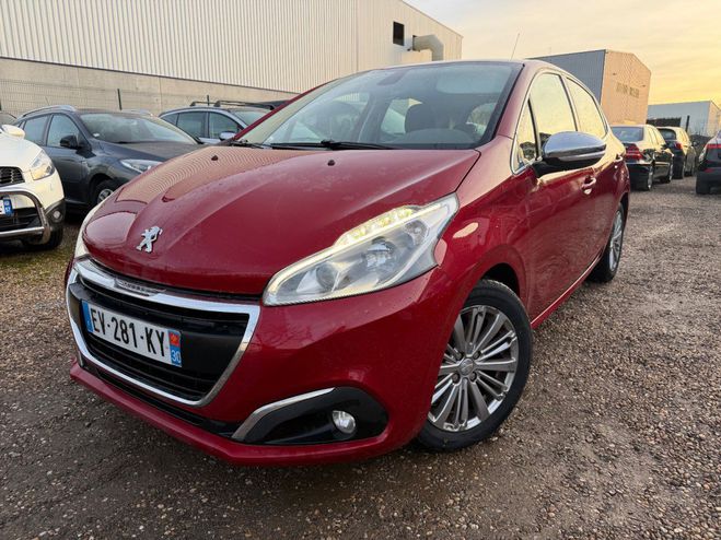 Peugeot 208 1.6 HDI 100 ALLURE GPS ** 86000 KMS ** Rouge de 2018