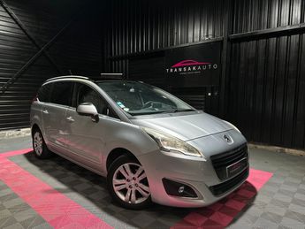 Voir d&eacute;tails -Peugeot 5008 1.6 HDi 115ch FAP BVM6 Style 7pl &agrave; Douai (59)