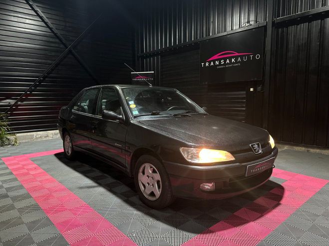 Peugeot 306 1.8i 16V Cashmere / 2�me main / Distribu Noir de 1997