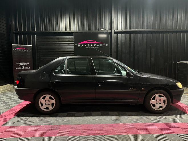 Peugeot 306 1.8i 16V Cashmere / 2�me main / Distribu Noir de 1997