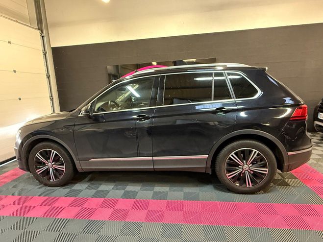 Volkswagen Tiguan 2.0 TDI 150 DSG7 Carat / Toit Ouvrant /  Noir de 2017