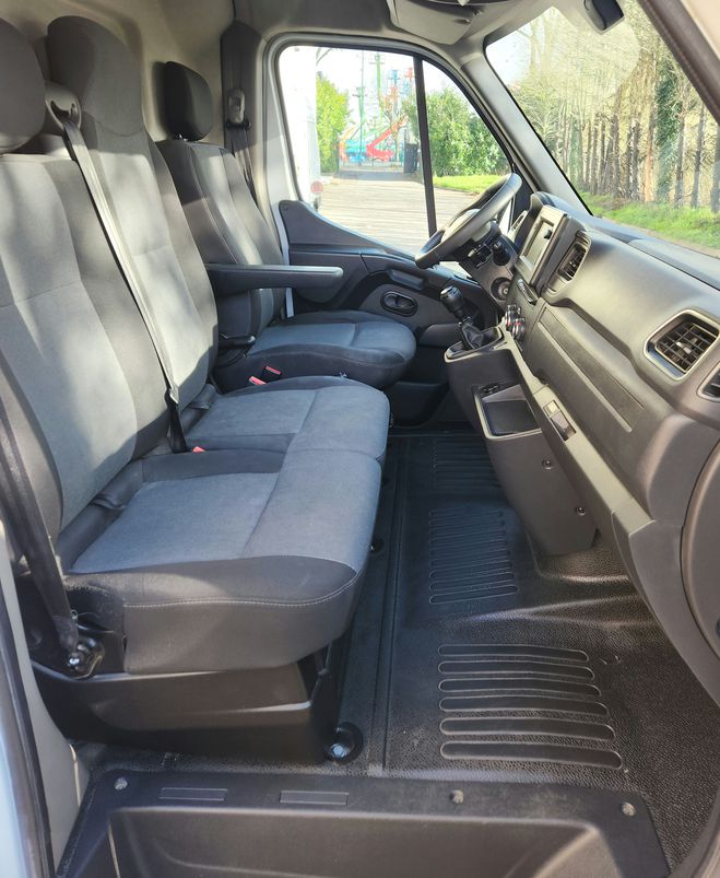 Renault Master 2.3 DCI 135ch Blanc de 2022