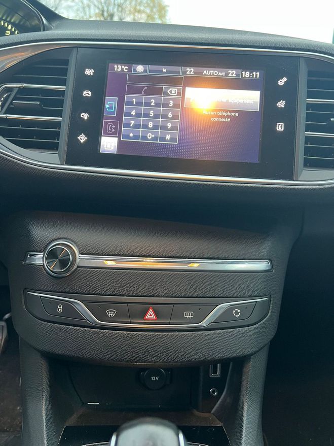 Peugeot 308 (2) II 1.2 L130 S&S 110 STYLE GPS 64000K Noir de 2016