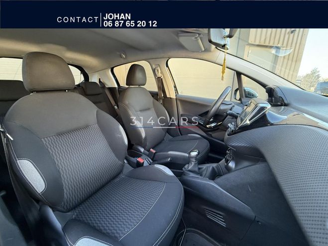 Peugeot 208 1.2 PureTech 82 cv Style - Garantie 6 mo NOIR de 2016