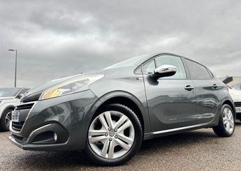  Voir d&eacute;tails -Peugeot 208 1.2 PURETECH 82CH STYLE 5P &agrave; Strasbourg (67)