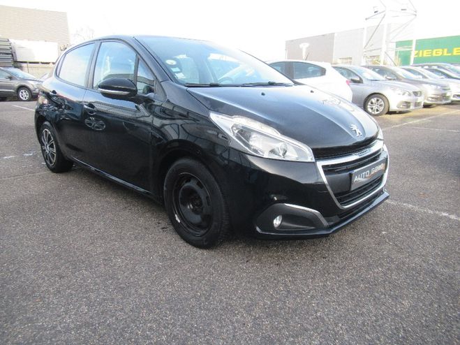 Peugeot 208 1.6 BlueHDi 75ch SetS BVM5 Business Pack Noir de 2015