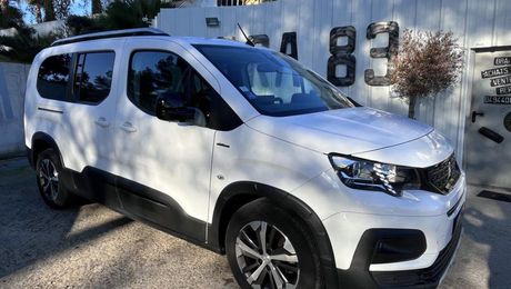 Peugeot Rifter Long 1.2i PureTech S&S - 110 COMBI GT Li 2019 d'occasion a  Le Muy (83)