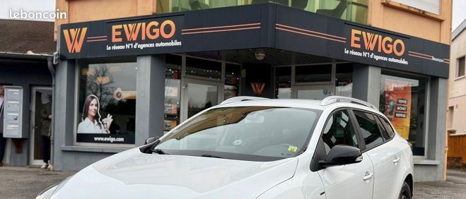 Renault Megane estate 1.5 dci 110 energy eco limited Blanc de 2015